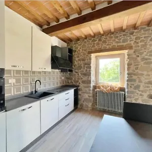 Casa vacanze Raggio Di Sole, Grotte (Tuscany)